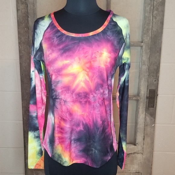 VOGO Athletica Tops - VOGO Athletica workout top Small purple black pink